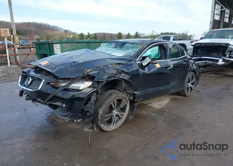 2019 Volvo S60 T6 Inscription из США, поврежденный, VIN 7JRA22TL6KG007160